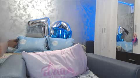 Lovepinklilly online show from 01/01/25, 06:59