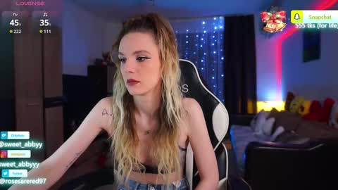 Abbygail online show from 12/18/25, 08:26