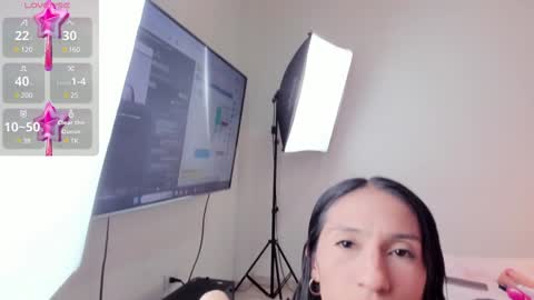 Snapshot of rosetemple chatting on 01/08/25, 05:59 Rose online show from 01/08/25, 05:59