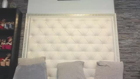 Gabriela online show from 12/30/24, 11:48