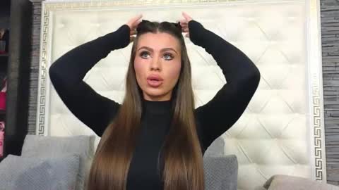 Gabriela online show from 11/03/25, 07:31