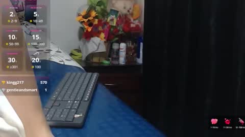 roshy online show from 11/26/25, 02:40