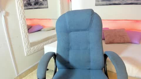 Snapshot of rosi_cooper chatting on 09/15/25, 10:59 rosi_cooper online show from 09/15/25, 10:59