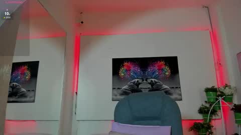 Snapshot of rosi_cooper chatting on 10/29/25, 11:23 rosi_cooper online show from 10/29/25, 11:23