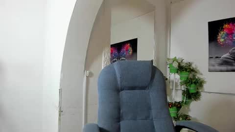 Snapshot of rosi_cooper chatting on 11/02/25, 12:29 rosi_cooper online show from 11/02/25, 12:29