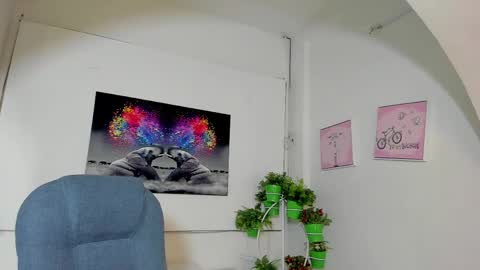 Snapshot of rosi_cooper chatting on 11/04/25, 11:09 rosi_cooper online show from 11/04/25, 11:09