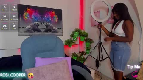 Snapshot of rosi_cooper chatting on 11/09/25, 10:57 rosi_cooper online show from 11/09/25, 10:57