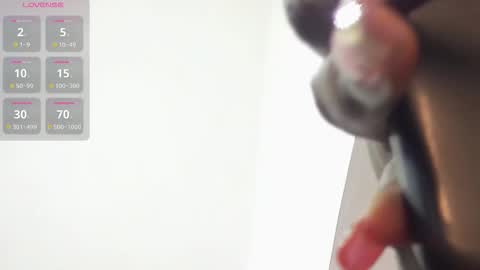 Snapshot of rosi_cooper chatting on 11/26/25, 10:38 rosi_cooper online show from 11/26/25, 10:38