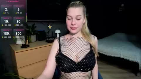 Rose -  online show from 03/07/26, 05:32