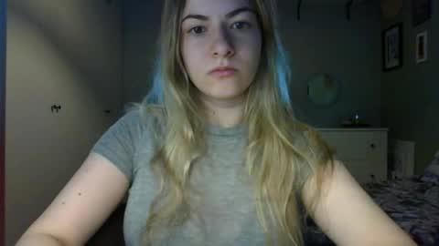 Rosie online show from 04/22/26, 06:49