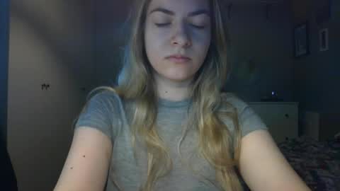 Rosie online show from 04/28/26, 06:51