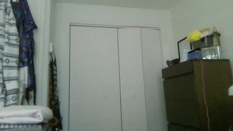 rosie_woods online show from 04/23/26, 09:28