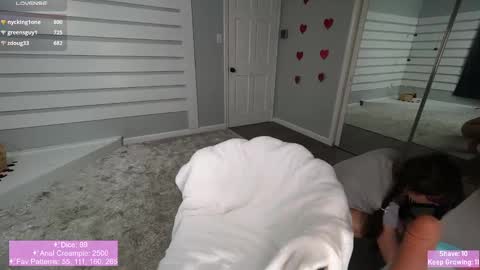 Rosie Bones online show from 02/27/25, 12:10