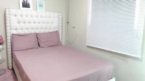 rosiehw online show from 03/05/25, 06:01