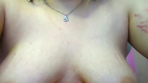 Snapshot of rosienana chatting on 07/02/26, 06:14 RosieNana online show from 07/02/26, 06:14