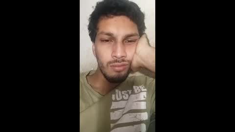 Snapshot of roskof69 chatting on 12/04/24, 02:53 Ribuu online show from 12/04/24, 02:53