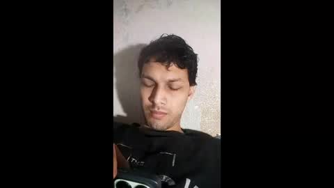 Snapshot of roskof69 chatting on 09/15/25, 06:24 Ribuu online show from 09/15/25, 06:24