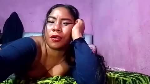 Snapshot of rosmerynava chatting on 12/15/24, 03:34 rosmerynavarro online show from 12/15/24, 03:34