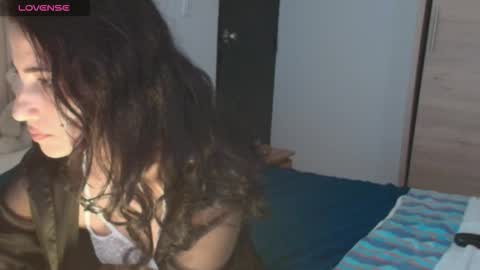 Ross BakerHot online show from 01/12/26, 02:33