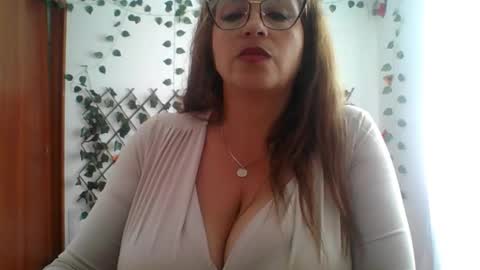 Rossana  online show from 11/06/25, 07:37