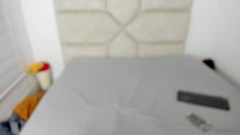 Snapshot of rosse_evans_3 chatting on 10/11/25, 01:27 rosse_evans_3 online show from 10/11/25, 01:27