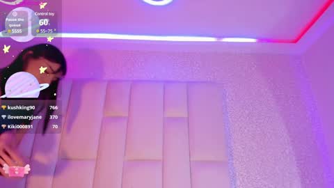 Snapshot of rosselfinoll chatting on 02/02/25, 06:42 Rossel online show from 02/02/25, 06:42