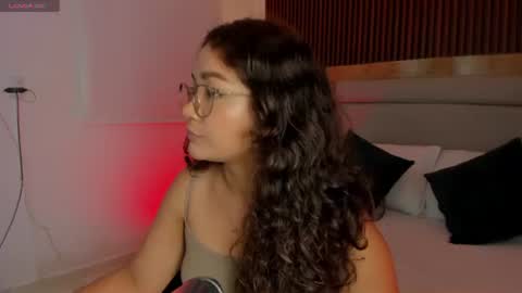 Snapshot of rossie_lanie_ chatting on 06/10/26, 08:19 rossie_lanie_ online show from 06/10/26, 08:19