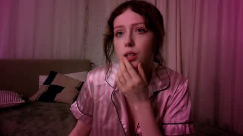 rosy_petal online show from 02/28/26, 01:28