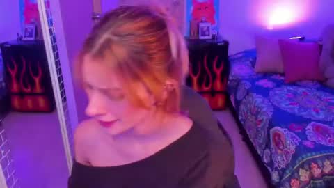 Snapshot of rot_wallace chatting on 07/17/26, 01:34 rot_wallace online show from 07/17/26, 01:34