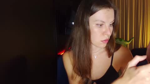 Snapshot of roter_rita chatting on 10/19/25, 07:36 roter_rita online show from 10/19/25, 07:36