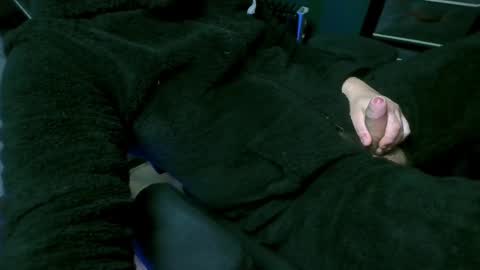 Luke online show from 01/13/25, 07:43