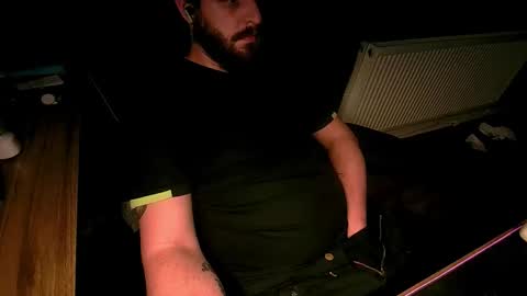 Luke online show from 09/24/25, 02:37