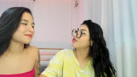 Snapshot of rous_and_sweet chatting on 09/11/25, 03:50 Rous and Sweet online show from 09/11/25, 03:50