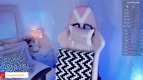 Snapshot of rouse_benett27 chatting on 12/07/24, 01:14    online show from 12/07/24, 01:14