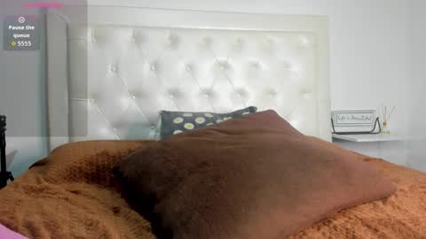 Snapshot of rouse_sexy_hotxx77 chatting on 09/25/25, 01:15 rouse_sexy_hotxx77 online show from 09/25/25, 01:15