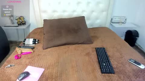 Snapshot of rouse_sexy_hotxx77 chatting on 10/22/25, 07:46 rouse_sexy_hotxx77 online show from 10/22/25, 07:46