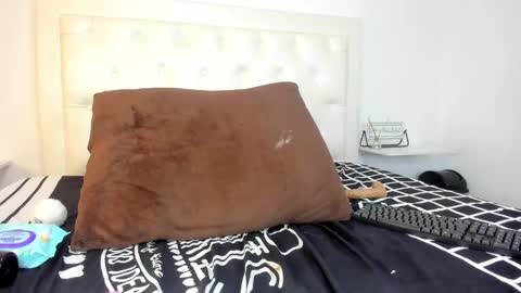 Snapshot of rouse_sexy_hotxx77 chatting on 11/02/25, 04:31 rouse_sexy_hotxx77 online show from 11/02/25, 04:31