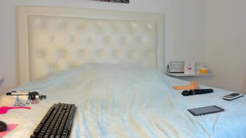 rouse_sexy_hotxx77 online show from 04/01/26, 01:28