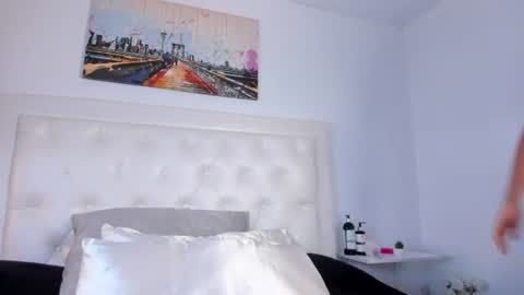 Snapshot of rouse_sexy_hotxx77 chatting on 06/13/26, 03:43 rouse_sexy_hotxx77 online show from 06/13/26, 03:43
