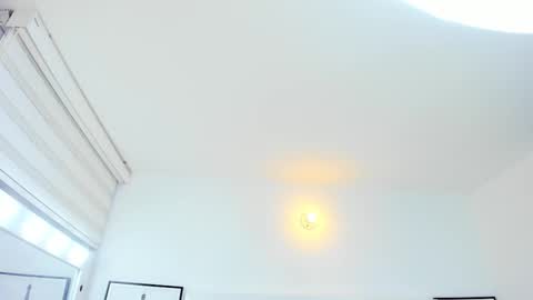 Snapshot of rousefox1 chatting on 01/14/26, 01:55 Valeria online show from 01/14/26, 01:55