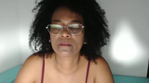 luxa online show from 11/24/25, 12:27