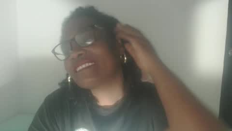 luxa online show from 03/29/26, 11:05