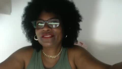 luxa online show from 04/03/26, 01:09