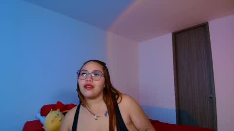 Snapshot of rousrossell_4 chatting on 05/03/26, 06:58 Call me Rous online show from 05/03/26, 06:58