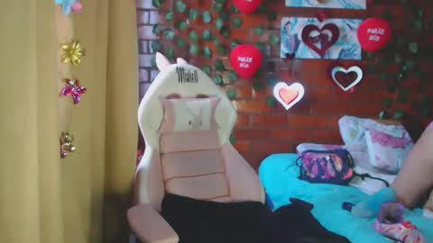 Snapshot of rousse_kitty69 chatting on 02/19/26, 12:34 Daniela Ferreira online show from 02/19/26, 12:34