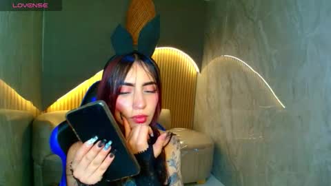 Roux  online show from 02/25/26, 08:18