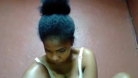 rovaelyah online show from 11/05/25, 05:35