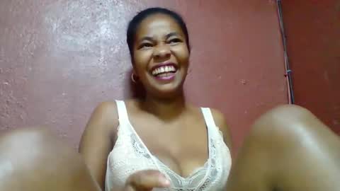 rovaelyah online show from 11/19/25, 05:40