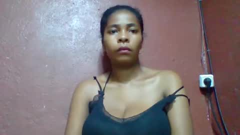 rovaelyah online show from 11/24/25, 02:28