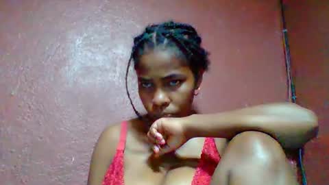 rovaelyah online show from 01/07/26, 06:16